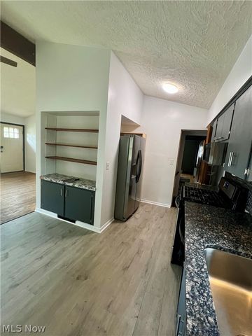 1589 Bronson Road, Akron, OH 44305