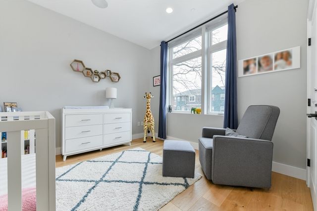 170 W Broadway 204, Boston, MA 02127
