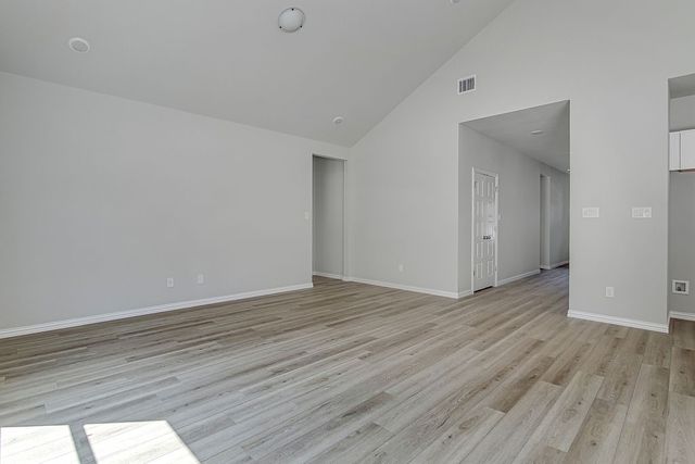 428 Wilshire Avenue, Azle, TX 76020