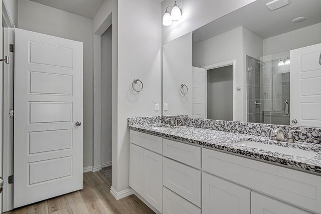428 Wilshire Avenue, Azle, TX 76020