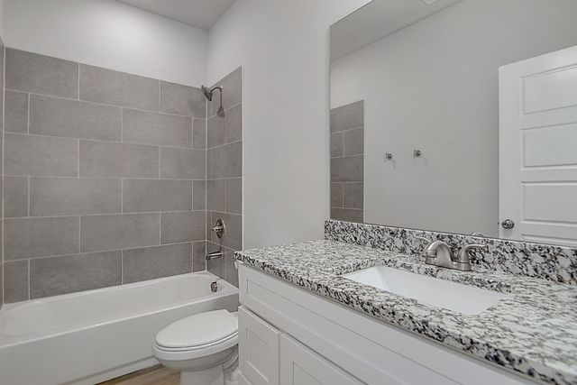 428 Wilshire Avenue, Azle, TX 76020