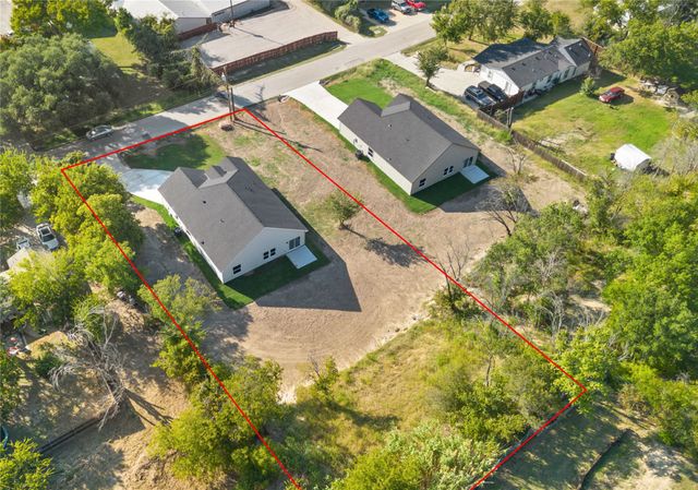 428 Wilshire Avenue, Azle, TX 76020