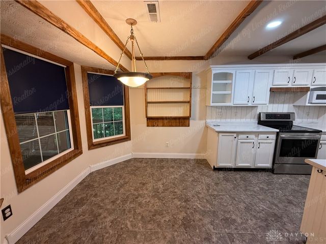 3433 Surry Ridge Way, Dayton, OH 45424