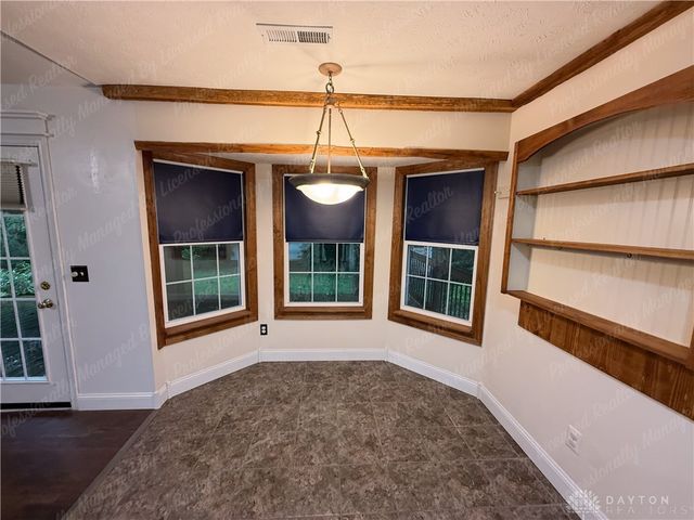 3433 Surry Ridge Way, Dayton, OH 45424