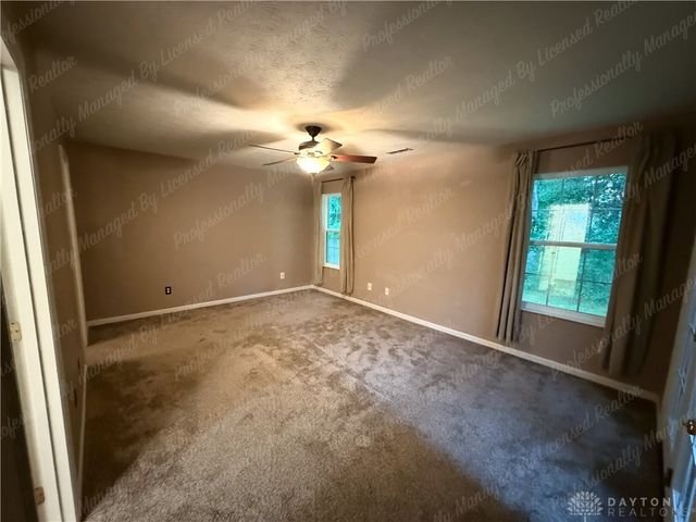 3433 Surry Ridge Way, Dayton, OH 45424