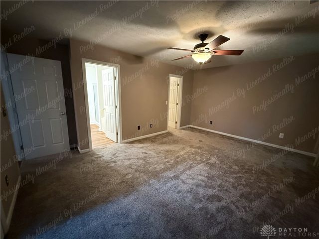 3433 Surry Ridge Way, Dayton, OH 45424
