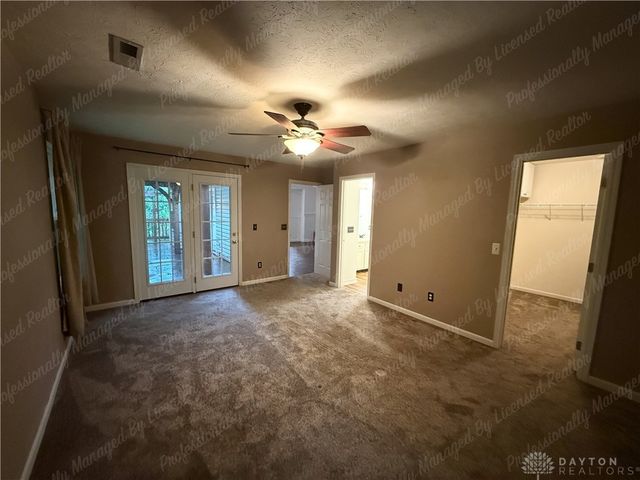 3433 Surry Ridge Way, Dayton, OH 45424