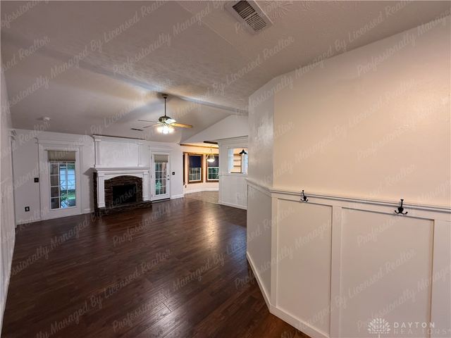 3433 Surry Ridge Way, Dayton, OH 45424