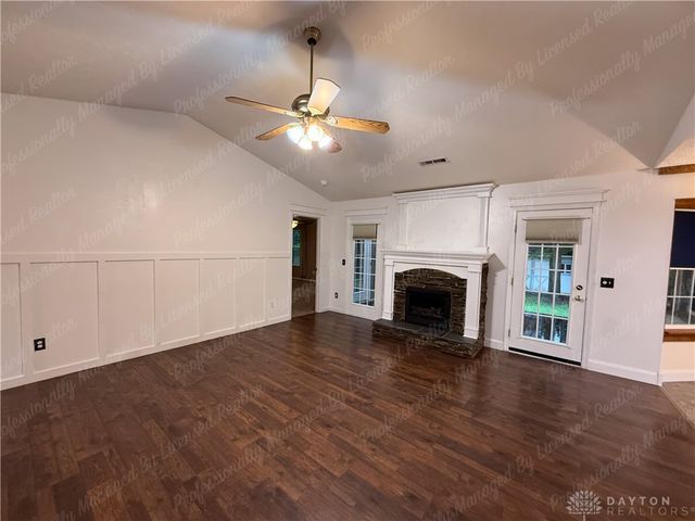 3433 Surry Ridge Way, Dayton, OH 45424