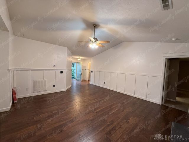3433 Surry Ridge Way, Dayton, OH 45424