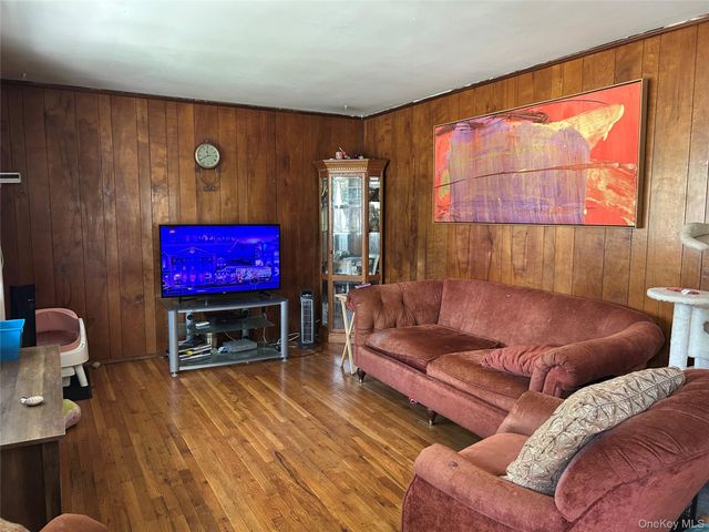 189 Whitetail Lane, Central Islip, NY 11722