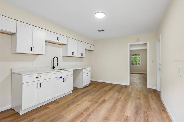2002 E IDLEWILD AVENUE, Tampa, FL 33610