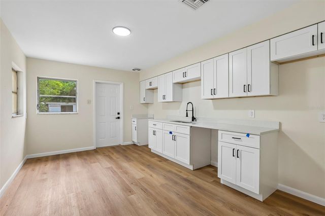 2002 E IDLEWILD AVENUE, Tampa, FL 33610