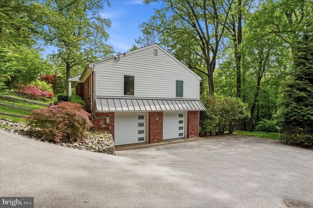 695 KNOX RD, Wayne, PA 19087