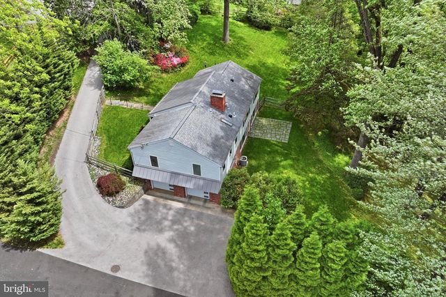 695 KNOX RD, Wayne, PA 19087