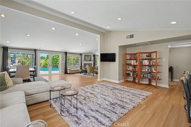 5706 Comanche, Woodland Hills, CA 91367