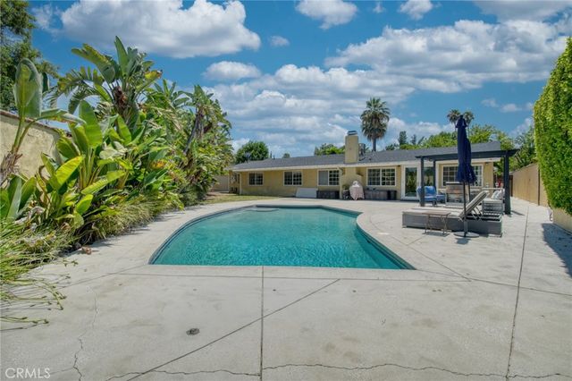 5706 Comanche, Woodland Hills, CA 91367