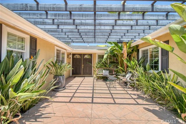5706 Comanche, Woodland Hills, CA 91367
