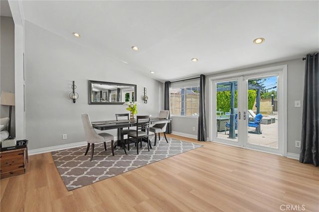 5706 Comanche, Woodland Hills, CA 91367