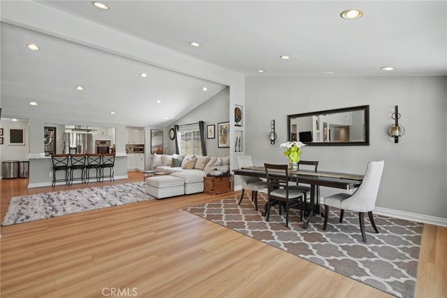 5706 Comanche, Woodland Hills, CA 91367