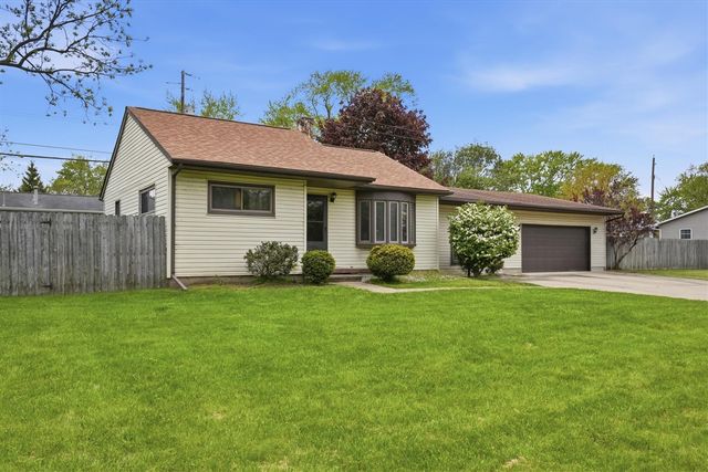 3350 Pearl Drive, Monroe, MI 48162