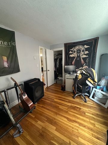 365 Faneuil Street 8, Boston, MA 02135