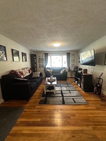 365 Faneuil Street 8, Boston, MA 02135