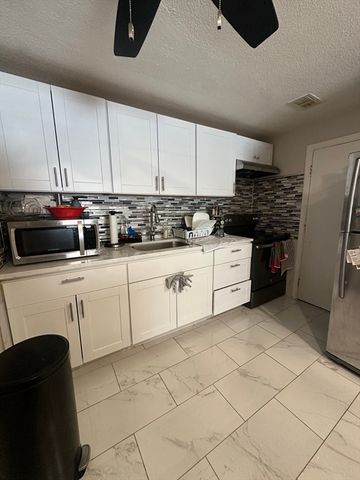 365 Faneuil Street 8, Boston, MA 02135