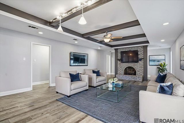 3757 Sessions Dr, Baton Rouge, LA 70816