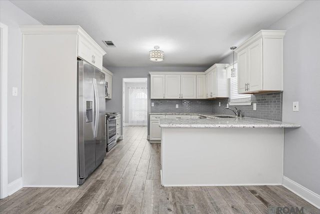 3757 Sessions Dr, Baton Rouge, LA 70816