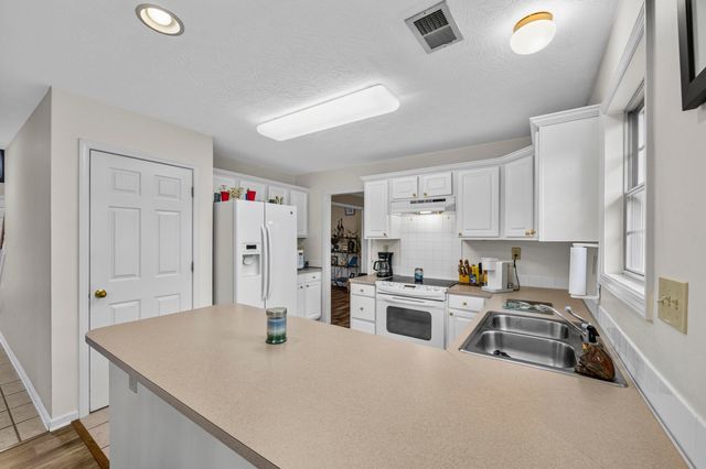 1213 Aldridge Way, Lexington, KY 40515