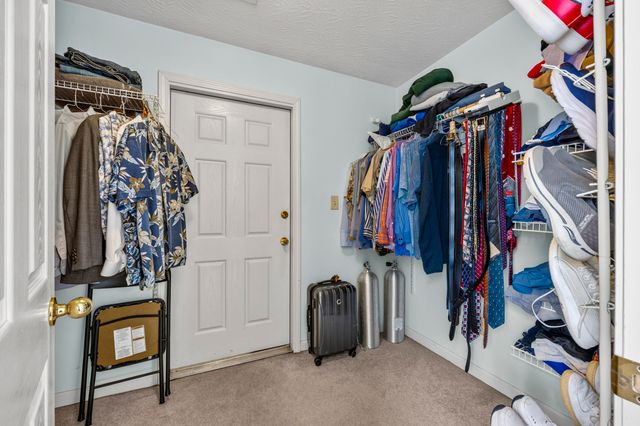 1213 Aldridge Way, Lexington, KY 40515