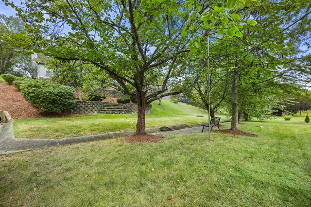 1213 Aldridge Way, Lexington, KY 40515