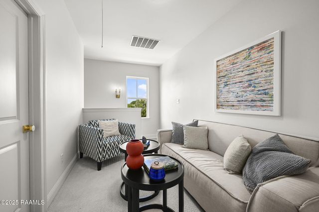 411 Bozeman Trail, Scott, LA 70583