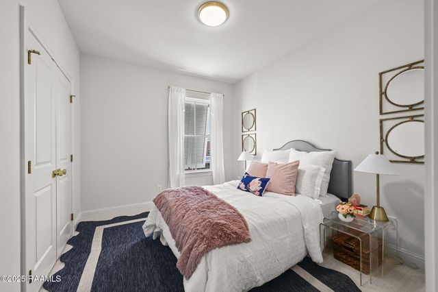 411 Bozeman Trail, Scott, LA 70583