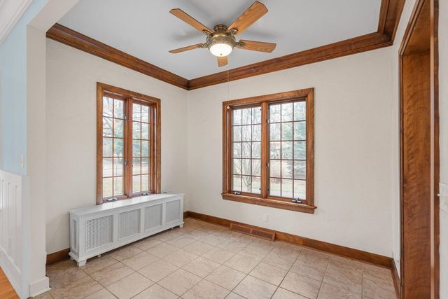 1421 42nd Avenue, Rock Island, IL 61201