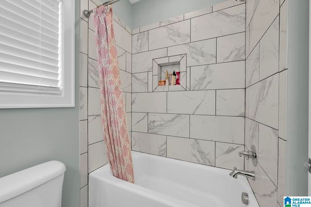 4045 LANGSTON FORD DRIVE, Hoover, AL 35244