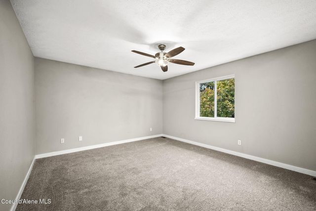 821 W Cheyenne AVE, Hayden, ID 83835