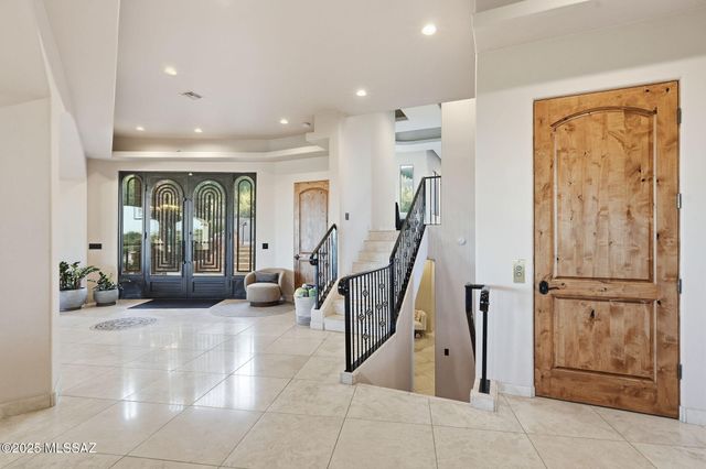 5171 N Hacienda Del Sol Road, Tucson, AZ 85718