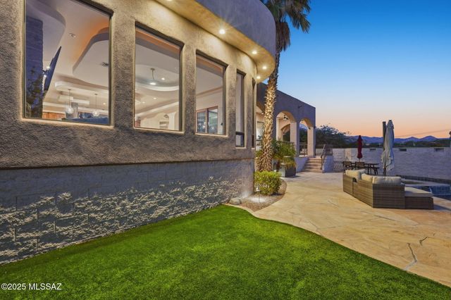 5171 N Hacienda Del Sol Road, Tucson, AZ 85718