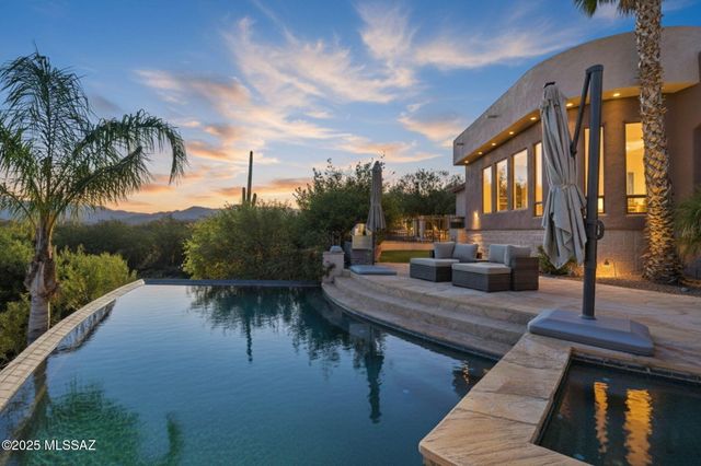 5171 N Hacienda Del Sol Road, Tucson, AZ 85718