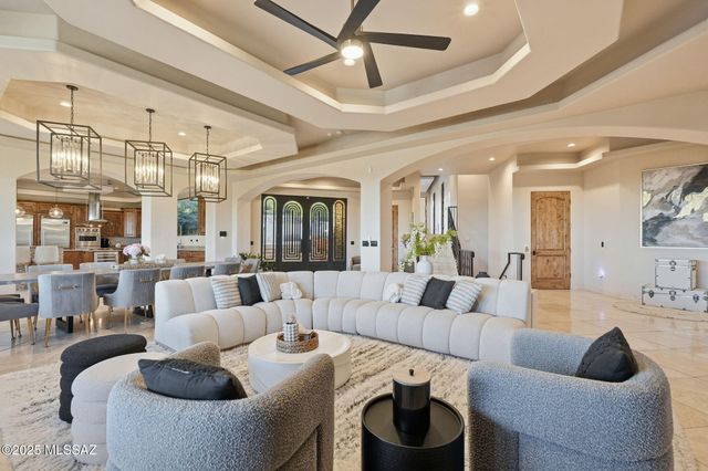 5171 N Hacienda Del Sol Road, Tucson, AZ 85718