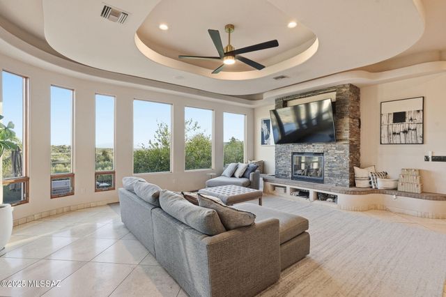 5171 N Hacienda Del Sol Road, Tucson, AZ 85718