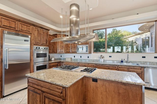 5171 N Hacienda Del Sol Road, Tucson, AZ 85718