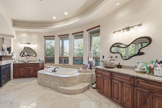 5171 N Hacienda Del Sol Road, Tucson, AZ 85718