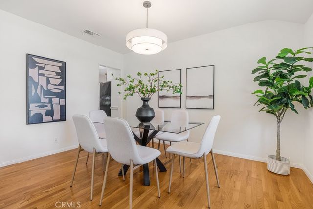 13032 Hesby, Sherman Oaks, CA 91423