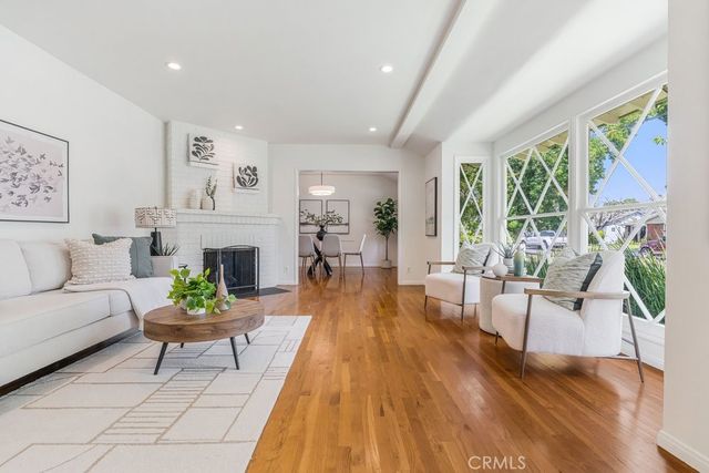13032 Hesby, Sherman Oaks, CA 91423