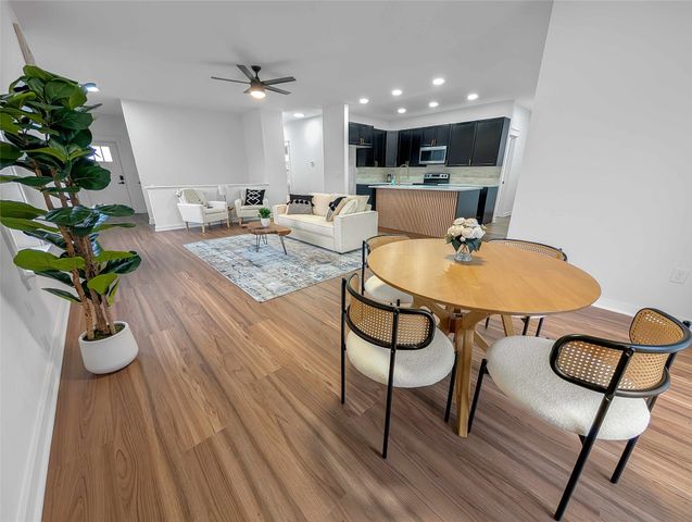 2040 SW Cascade Falls Drive, Ankeny, IA 50023