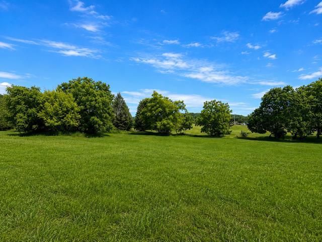 675 Fox Lane, Waterloo, WI 53594