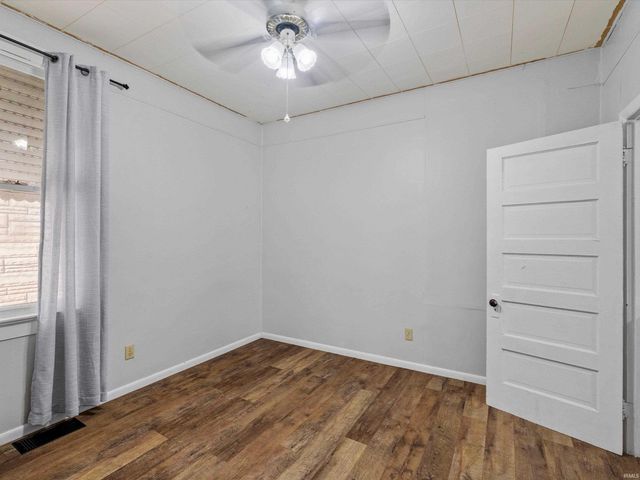 3215 Forest Avenue, Evansville, IN 47712